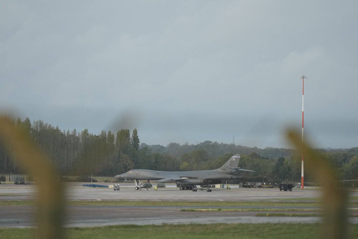5 men arrested near a US-run air base are bailed as UK police probe whether there's a link to Iran | iNFOnews.ca 5 men arrested near a US-run air base are bailed as UK police probe whether there's a link to Iran | iNFOnews.ca