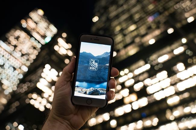 'Open banking' holds promise but cybersecurity fears loom for Canadian banks | iNFOnews.ca CP988763198