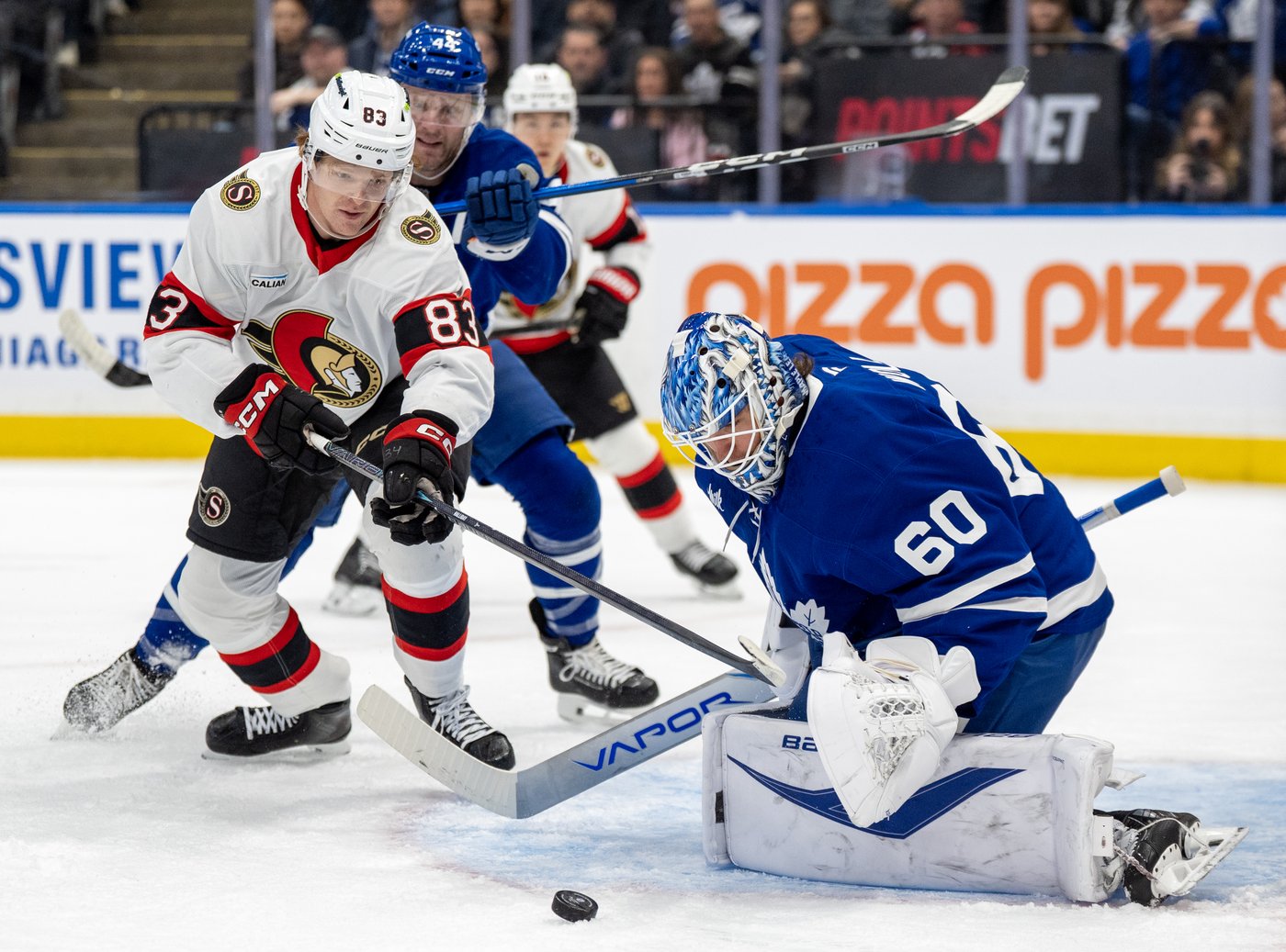 Batherson, Cozens lead Senators to 5-2 win over struggling Leafs | iNFOnews.ca