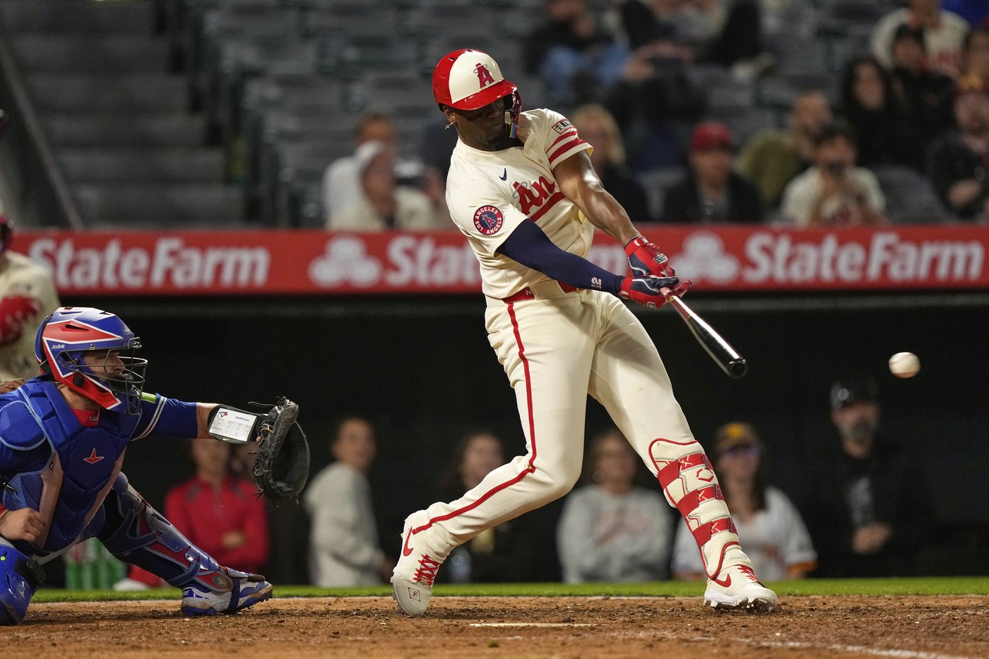 Jorge Soler's 3-run double in the 9th inning gives Angels 5-4 win over Blue Jays | iNFOnews.ca Jorge Soler's 3-run double in the 9th inning gives Angels 5-4 win over Blue Jays | iNFOnews.ca
