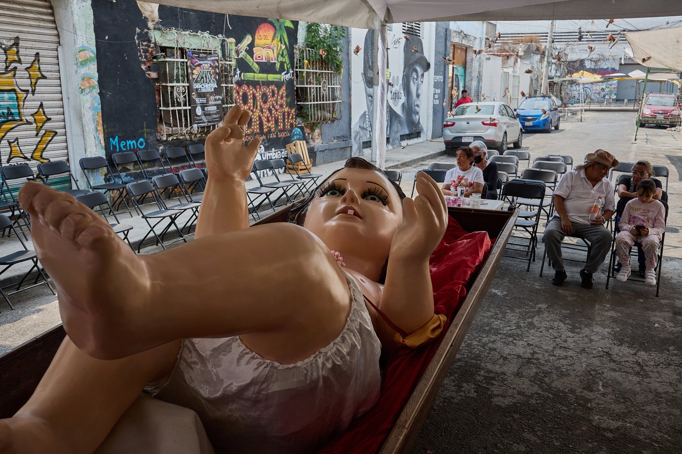 Giant Baby Jesus statue visits Mexico City’s Tepito neighborhood with message of peace | iNFOnews.ca Giant Baby Jesus statue visits Mexico City’s Tepito neighborhood with message of peace | iNFOnews.ca