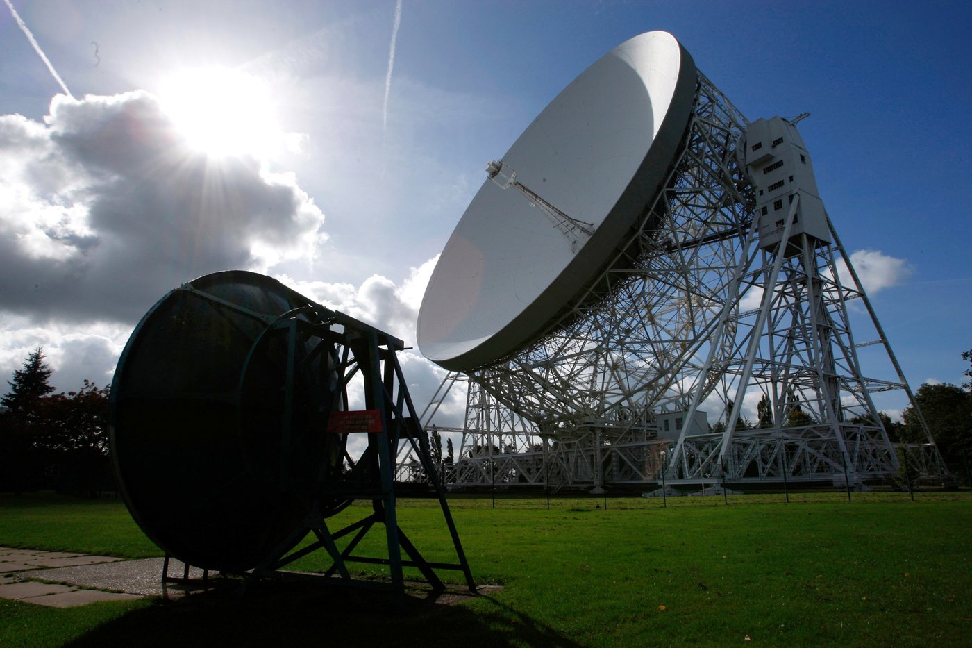 The future of the UK's renowned Lovell radio telescope is in question after a funding cut | iNFOnews.ca The future of the UK's renowned Lovell radio telescope is in question after a funding cut | iNFOnews.ca