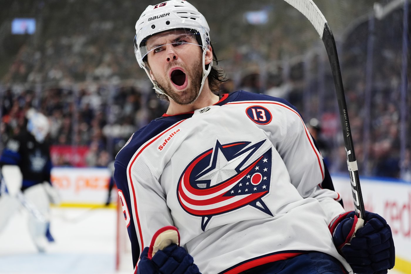 'A beast': Fantilli nets hat trick for Blue Jackets in front of friends and family | iNFOnews.ca 'A beast': Fantilli nets hat trick for Blue Jackets in front of friends and family | iNFOnews.ca