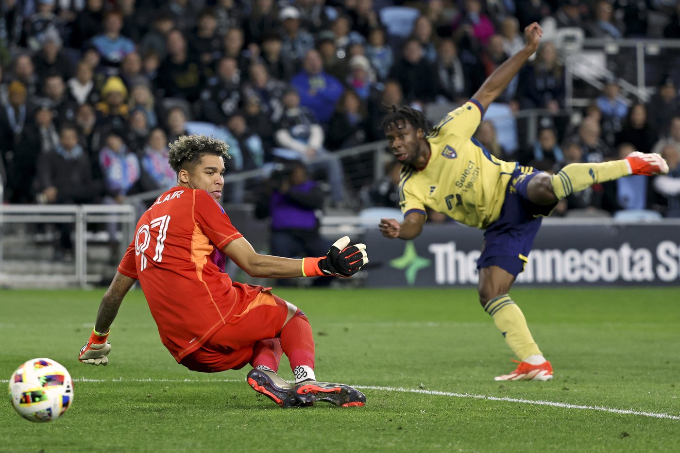 Dayne St. Clair stellar in shootout as Minnesota United completes 1st-round sweep of Real Salt Lake | iNFOnews.ca