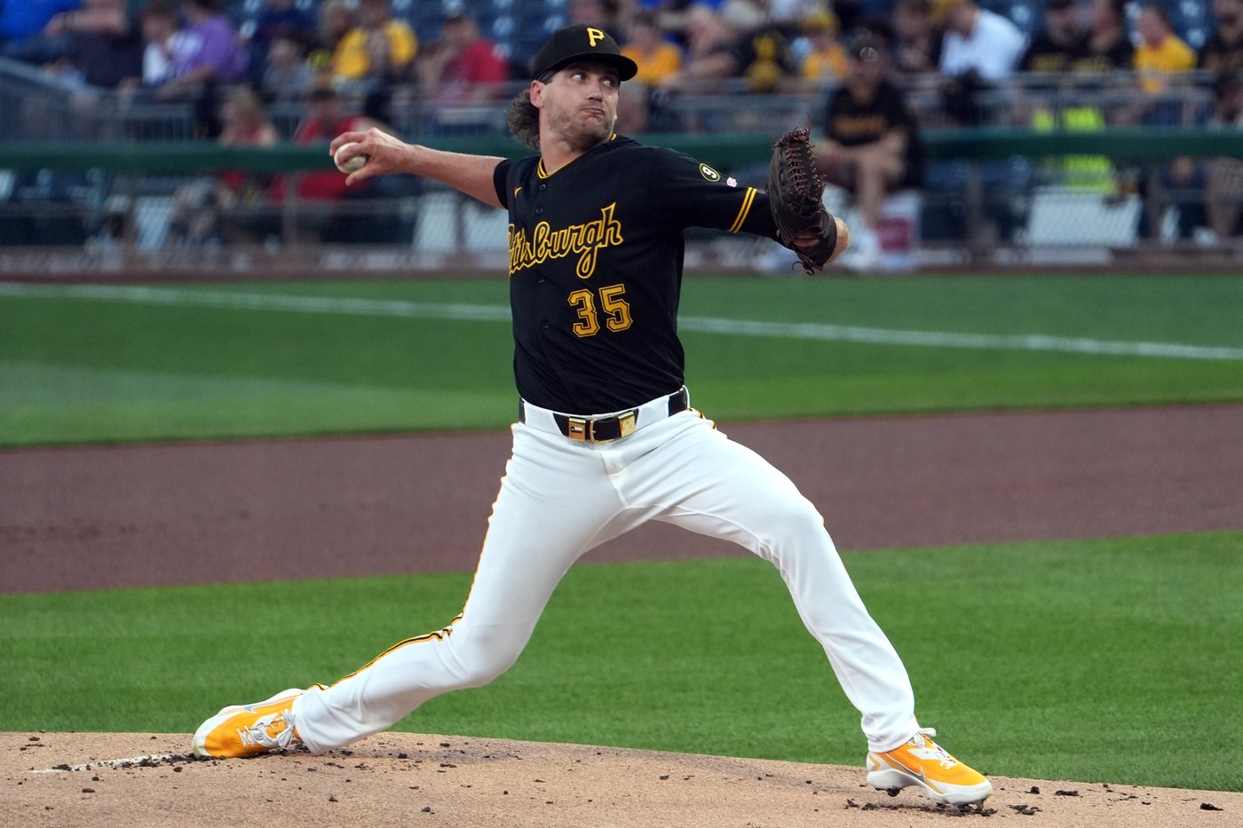 Yusei Kikuchi pitches 6 scoreless innings to lead Angels to a 6-1 win over the Pirates | iNFOnews.ca Yusei Kikuchi pitches 6 scoreless innings to lead Angels to a 6-1 win over the Pirates | iNFOnews.ca