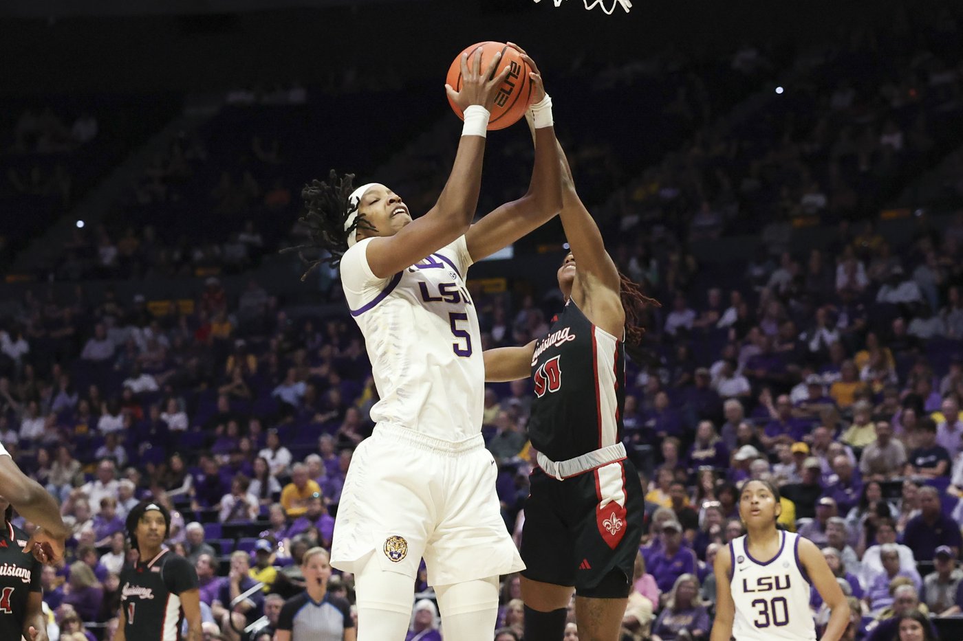 Wolfenbarger, Morrow lead No. 4 LSU past Louisiana-Lafayette 85-57 | iNFOnews.ca Wolfenbarger, Morrow lead No. 4 LSU past Louisiana-Lafayette 85-57 | iNFOnews.ca