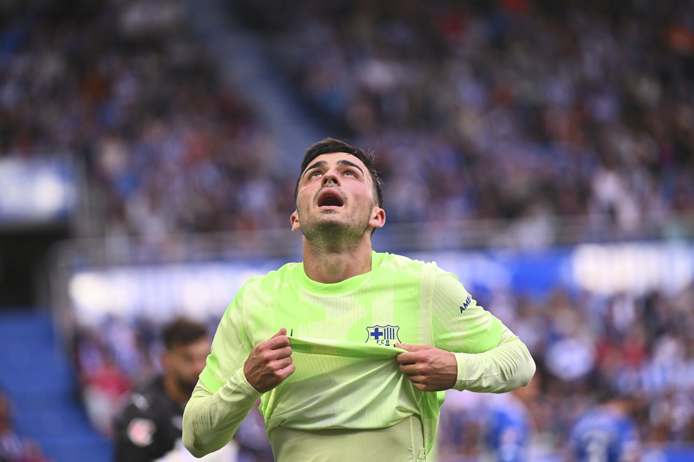 First-half hat trick for Lewandowski as Barcelona top ahead of international break | iNFOnews.ca