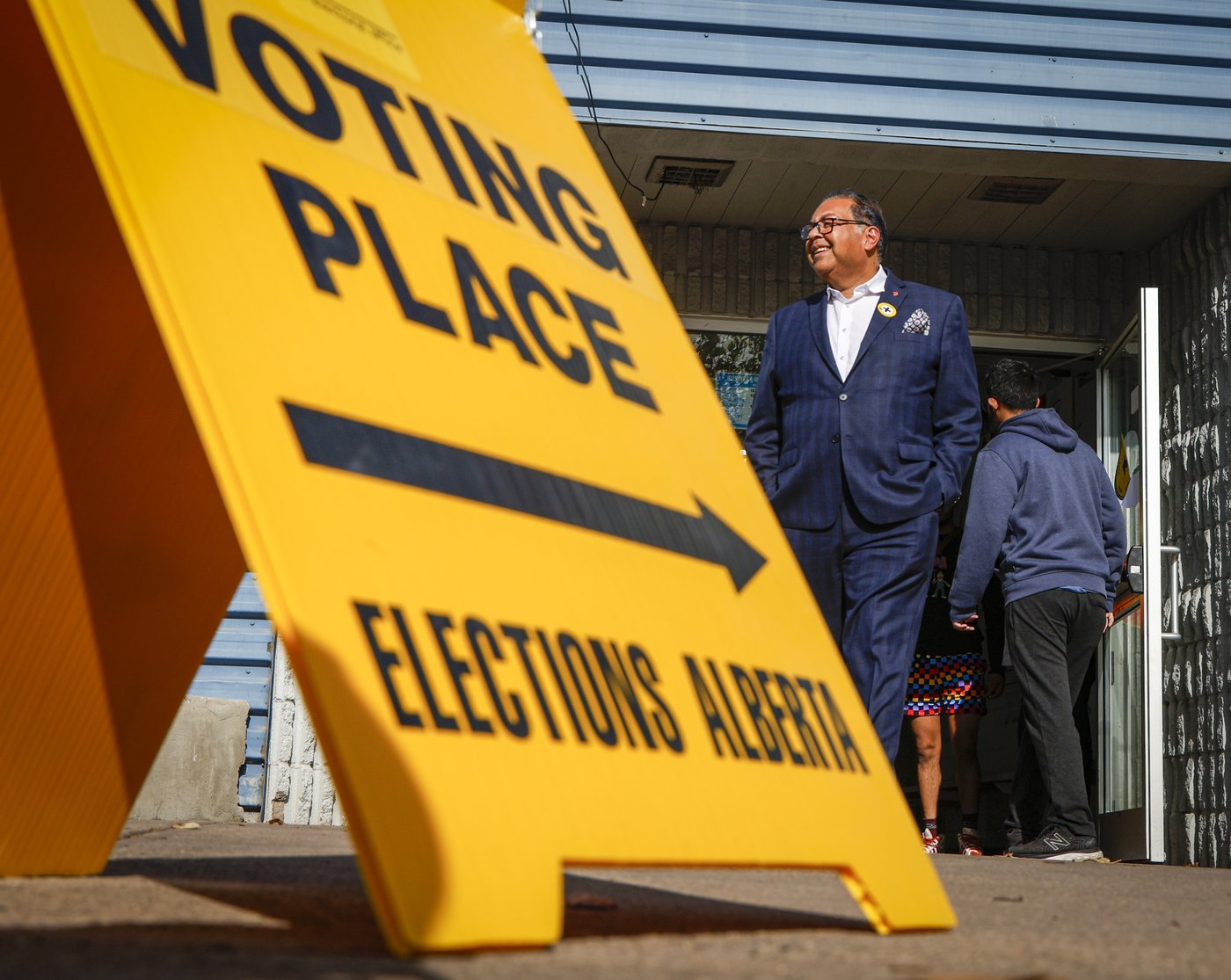 More than 300 advance polls open across Alberta in historic referendum on separation | iNFOnews.ca More than 300 advance polls open across Alberta in historic referendum on separation | iNFOnews.ca