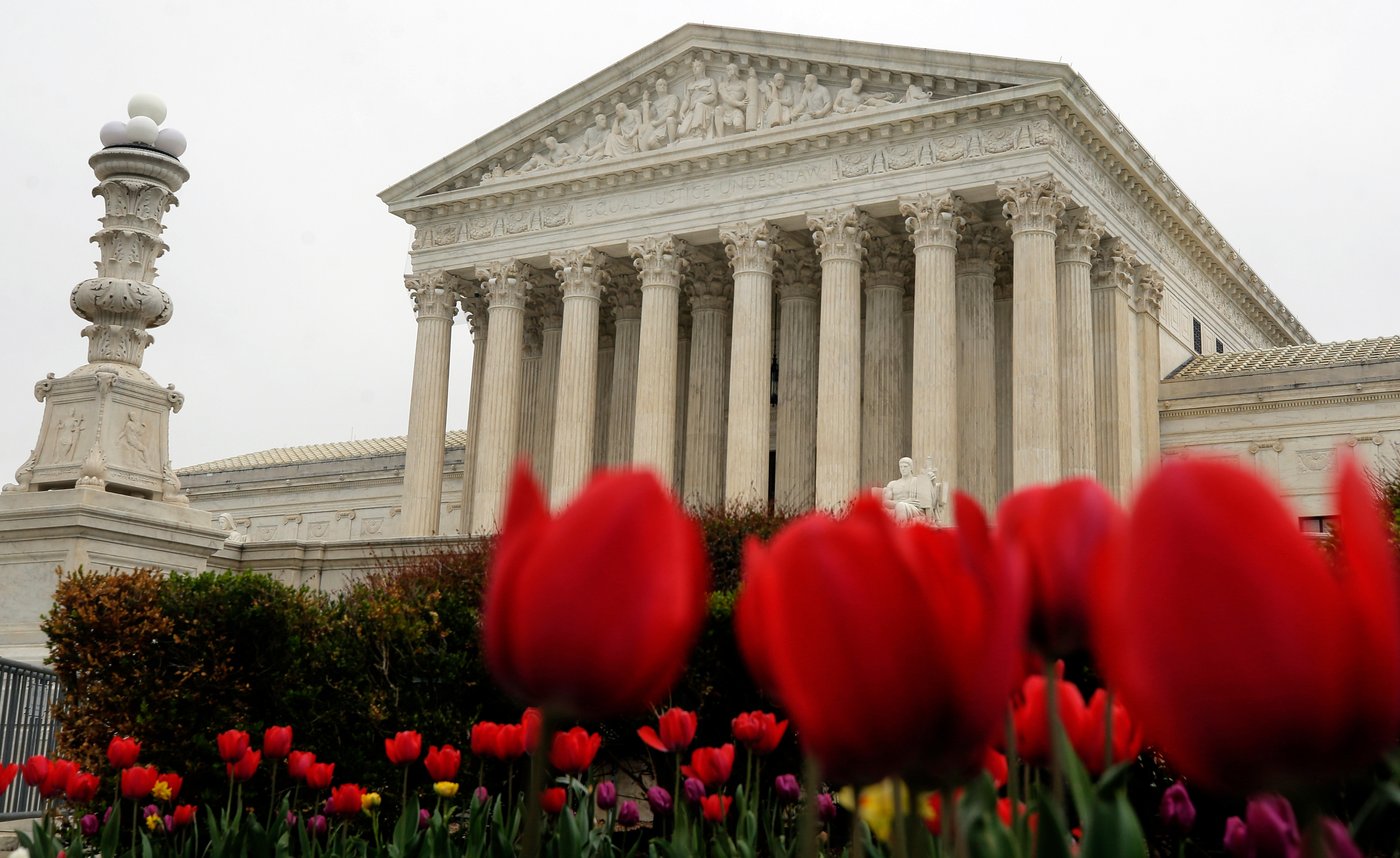 Justice Alito fell ill at a March event and was treated for dehydration, Supreme Court says | iNFOnews.ca
