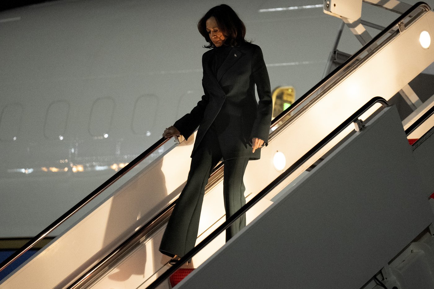 Harris speaks about creating economic opportunity for Latino men; Trump airs familiar grievances | iNFOnews.ca