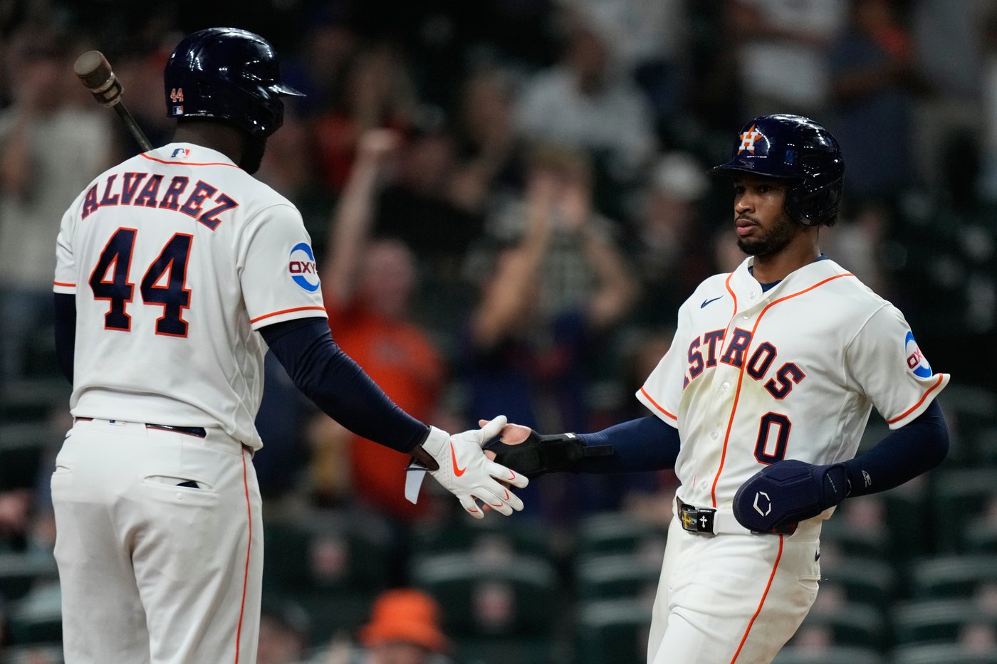 Cole’s 10th-inning RBI single lifts the Astros past the Mariners, 4-3 | iNFOnews.ca