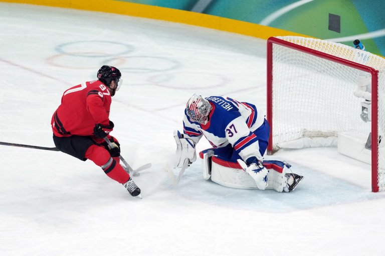 Jets rave about goaltender Connor Hellebuyck's gold-medal game outing for U.S. | iNFOnews.ca