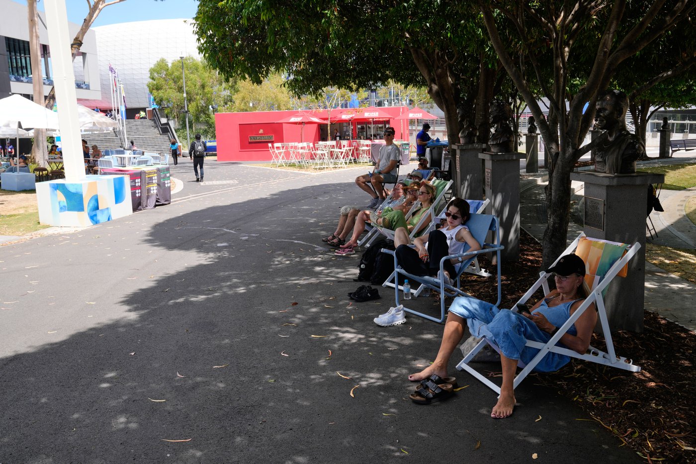 Australia swelters in a record heat wave as temperatures near 50 C | iNFOnews.ca Australia swelters in a record heat wave as temperatures near 50 C | iNFOnews.ca