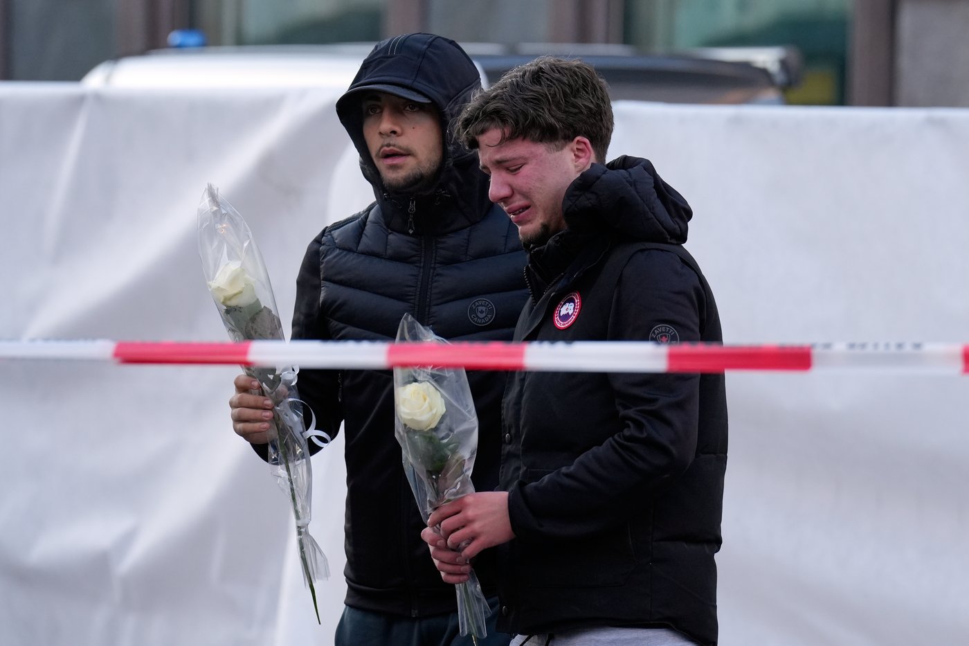 Investigation is opened into managers of Swiss bar where fire killed 40 | iNFOnews.ca Investigation is opened into managers of Swiss bar where fire killed 40 | iNFOnews.ca