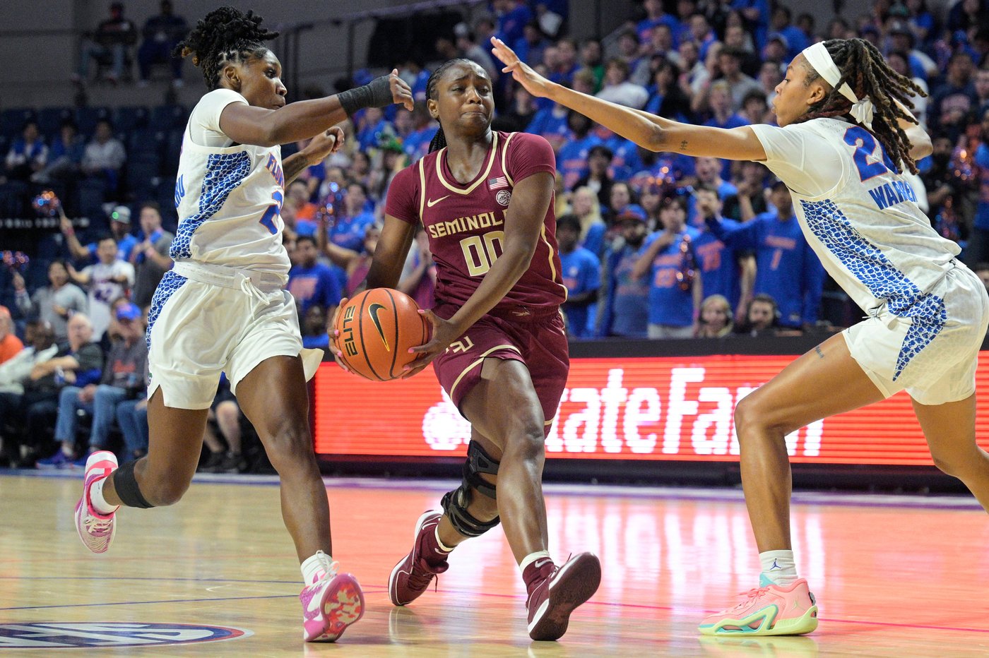 Hidalgo, Betts, Booker headline AP All-America preseason women's college basketball team | iNFOnews.ca