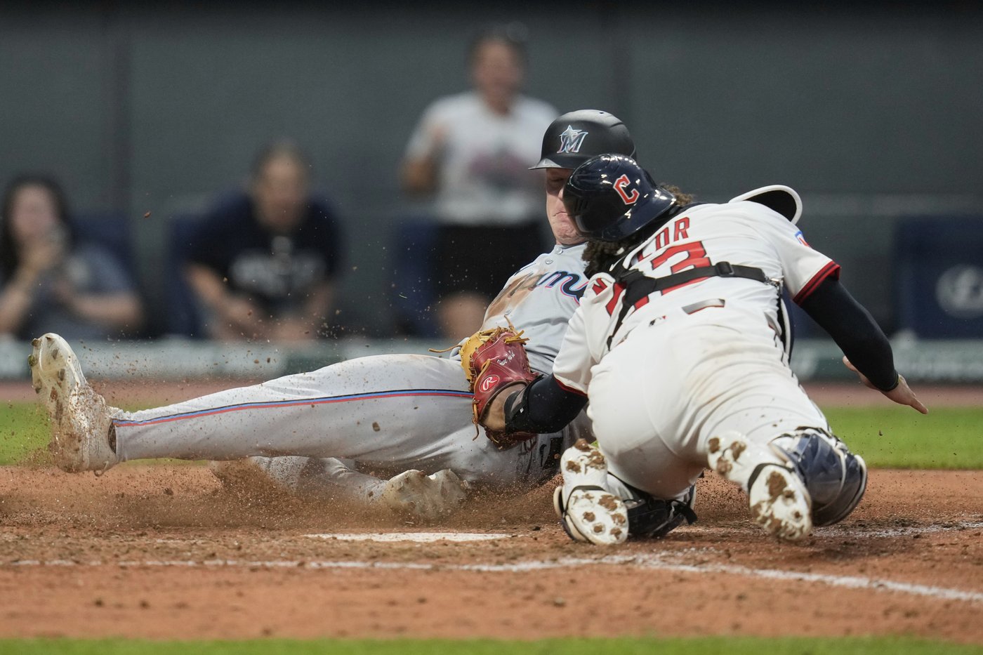 José Ramírez's record-breaking night lifts Guardians over Marlins 4-3 | iNFOnews.ca