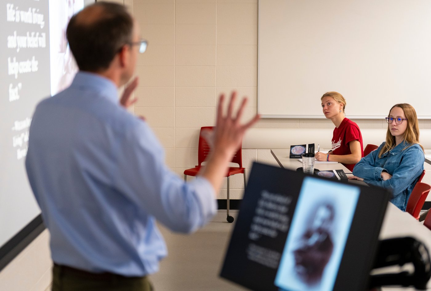 A new IU Indianapolis course helps students engage with big ideas | iNFOnews.ca A new IU Indianapolis course helps students engage with big ideas | iNFOnews.ca