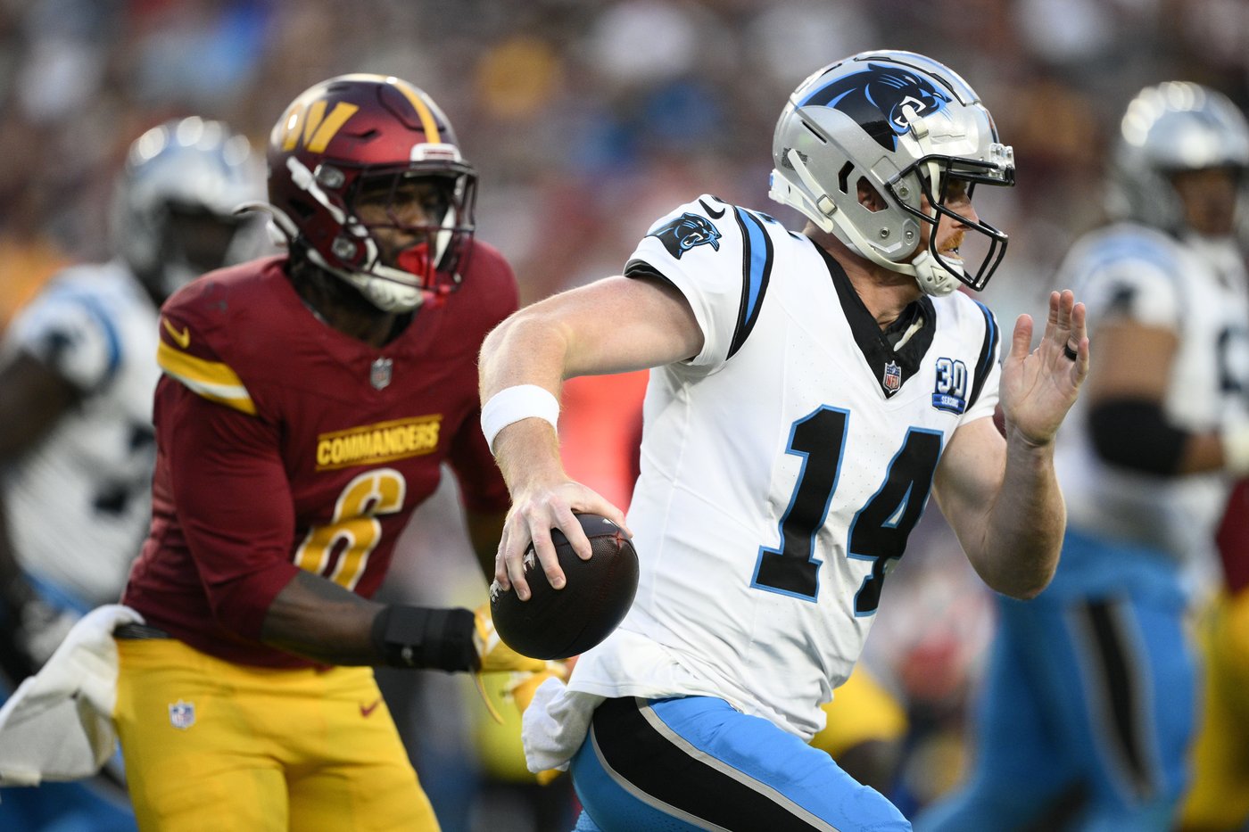 Panthers' Andy Dalton, family involved in car crash. QB being evaluated by team doctors | iNFOnews.ca