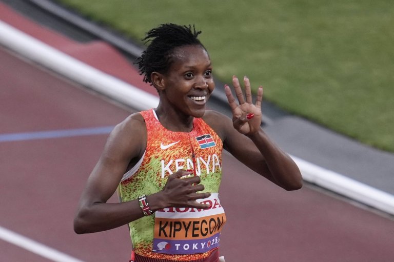 Kipyegon wins in a breeze for fourth world title at 1,500 meters | iNFOnews.ca