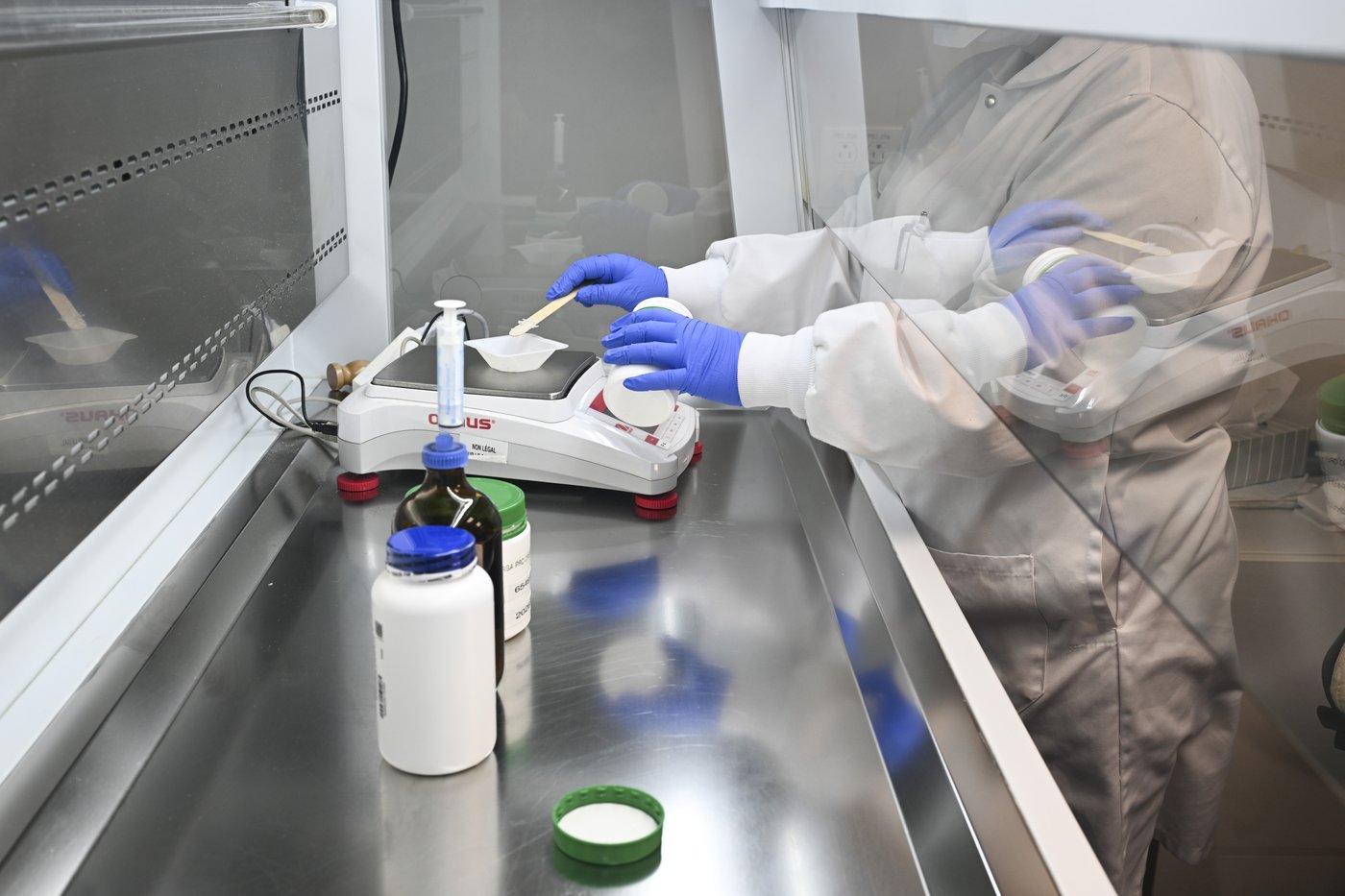 Tentative contract reached for 25,000 B.C. health-science workers | iNFOnews.ca Tentative contract reached for 25,000 B.C. health-science workers | iNFOnews.ca