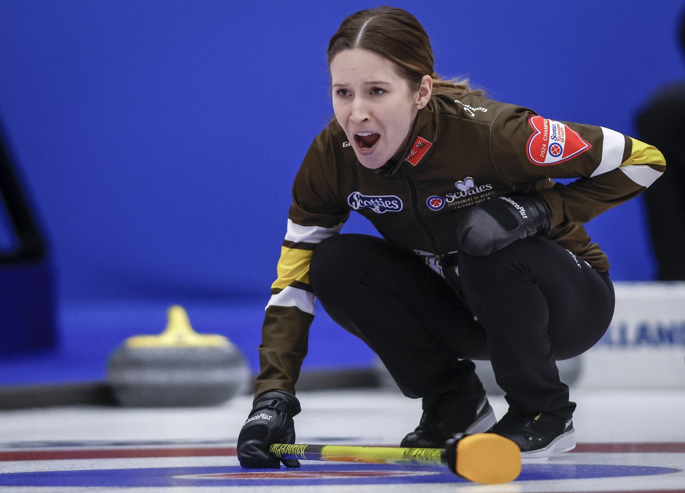 Hometown favourite Gushue beats Carruthers at Grand Slam's Kioti National | iNFOnews.ca