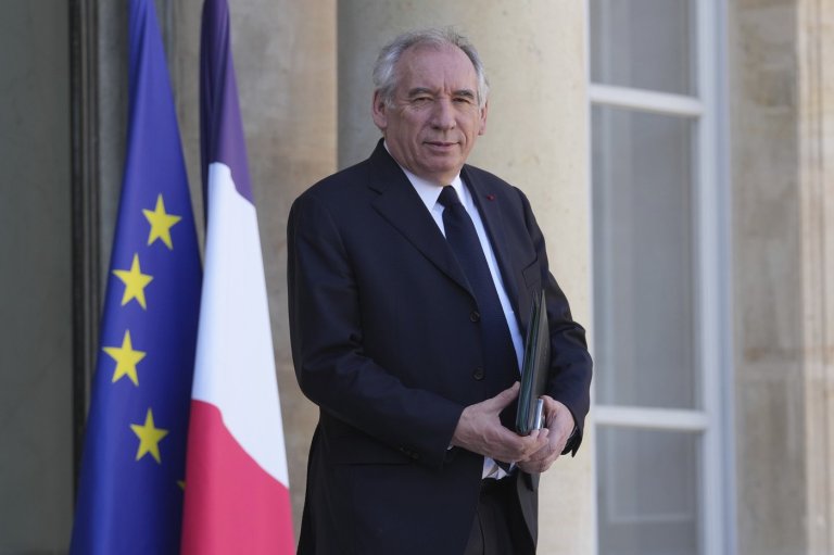 France faces more political upheaval as prime minister's fate hangs in the balance | iNFOnews.ca