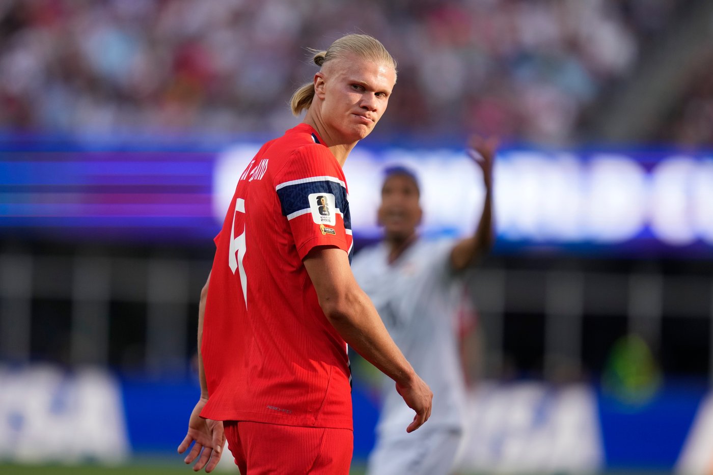 Erling Haaland scores twice in World Cup debut as Norway tops Iraq 4-1 | iNFOnews.ca