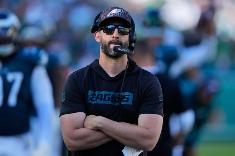 Coming off their first loss this season, the Eagles visit the Giants in prime time | iNFOnews.ca