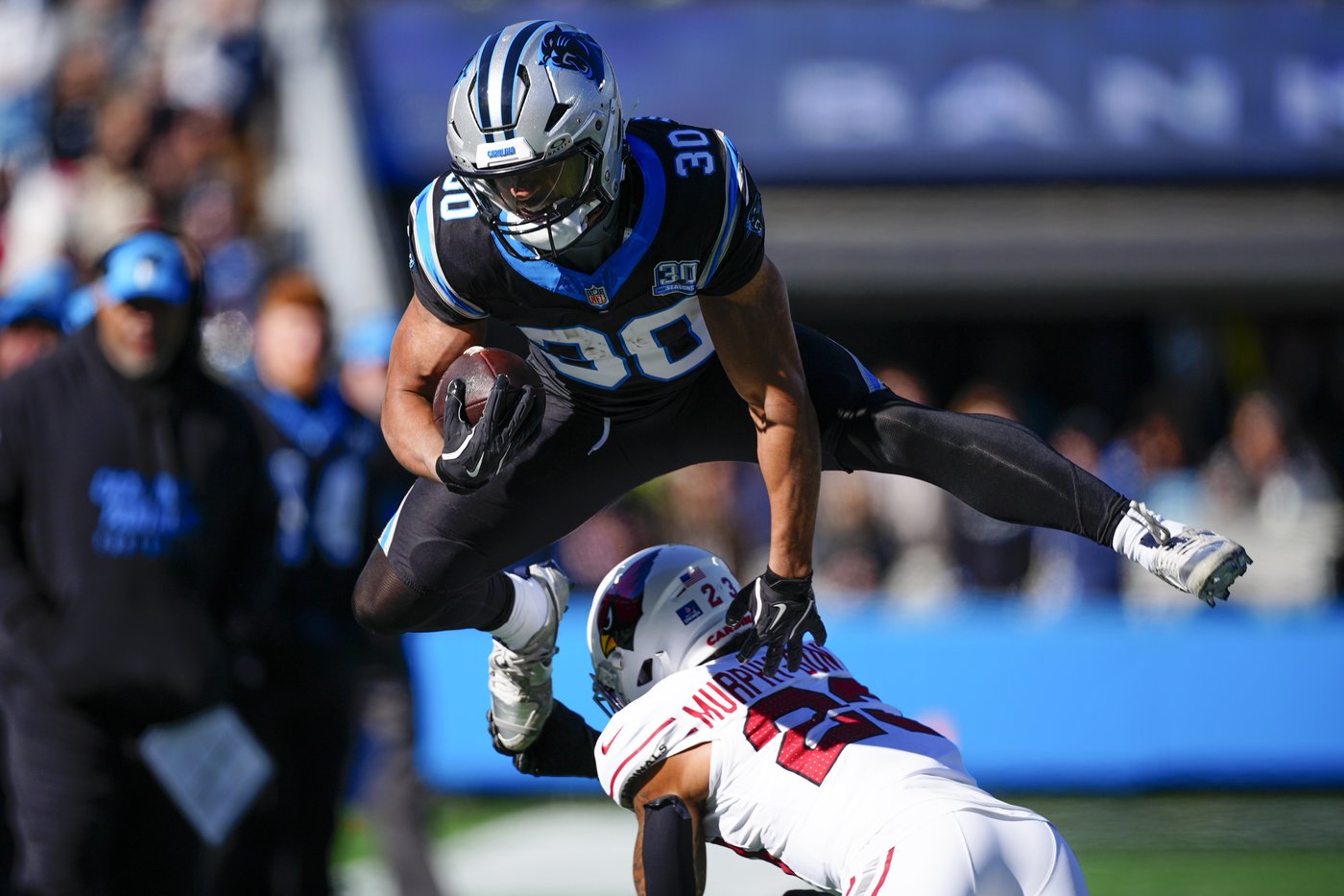 Panthers eliminate Cardinals from playoffs on Hubbard's TD run in overtime for 36-30 win | iNFOnews.ca