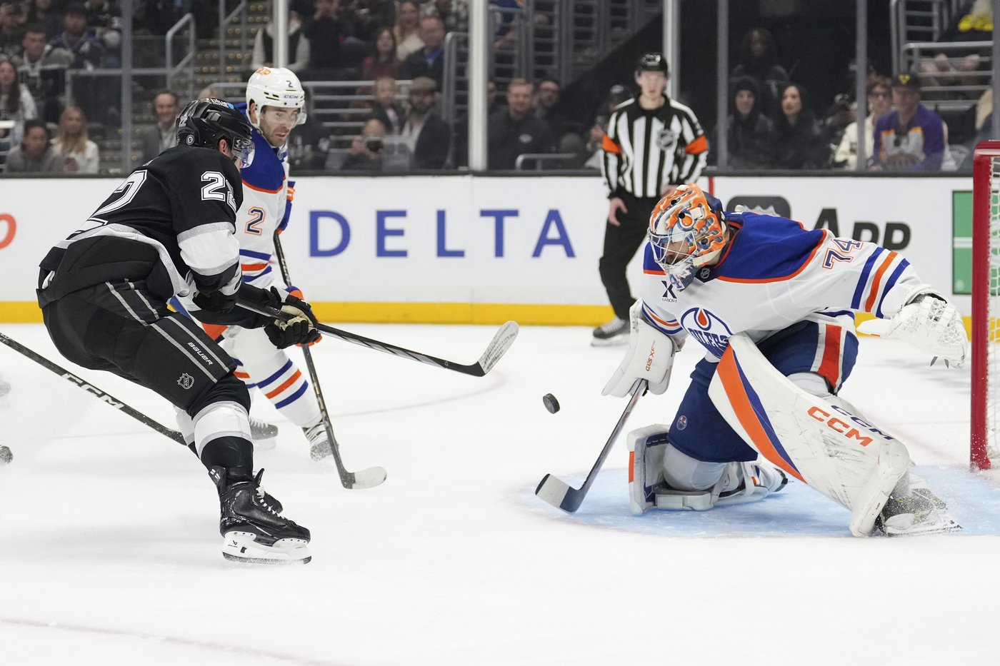 Byfield scores twice for Los Angeles Kings in 4-3 OT win over Edmonton Oilers | iNFOnews.ca