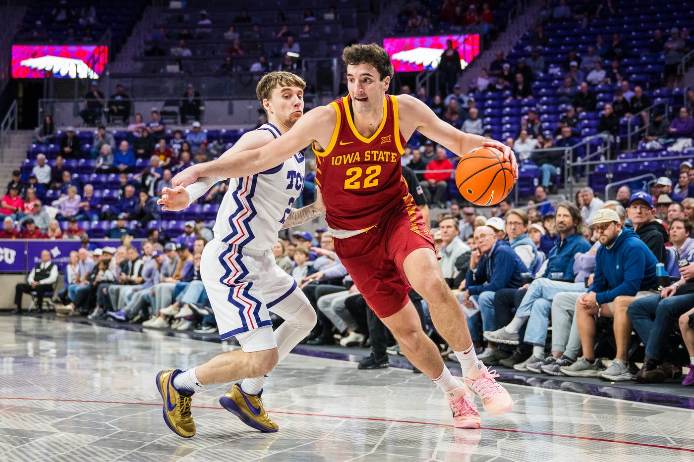 TCU reels off final 12 points to upset No. 5 Iowa State 62-55 | iNFOnews.ca TCU reels off final 12 points to upset No. 5 Iowa State 62-55 | iNFOnews.ca