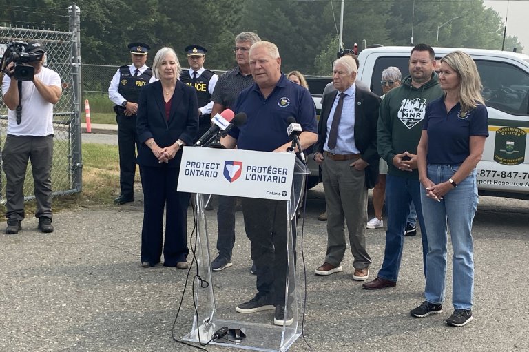 Premier Doug Ford visits Thunder Bay as fires rage in northern Ontario | iNFOnews.ca