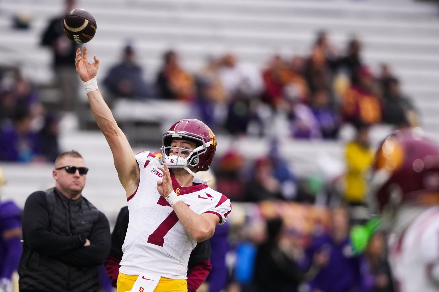 Washington stops USC twice in 4th quarter to preserve 26-21 victory | iNFOnews.ca Washington stops USC twice in 4th quarter to preserve 26-21 victory | iNFOnews.ca