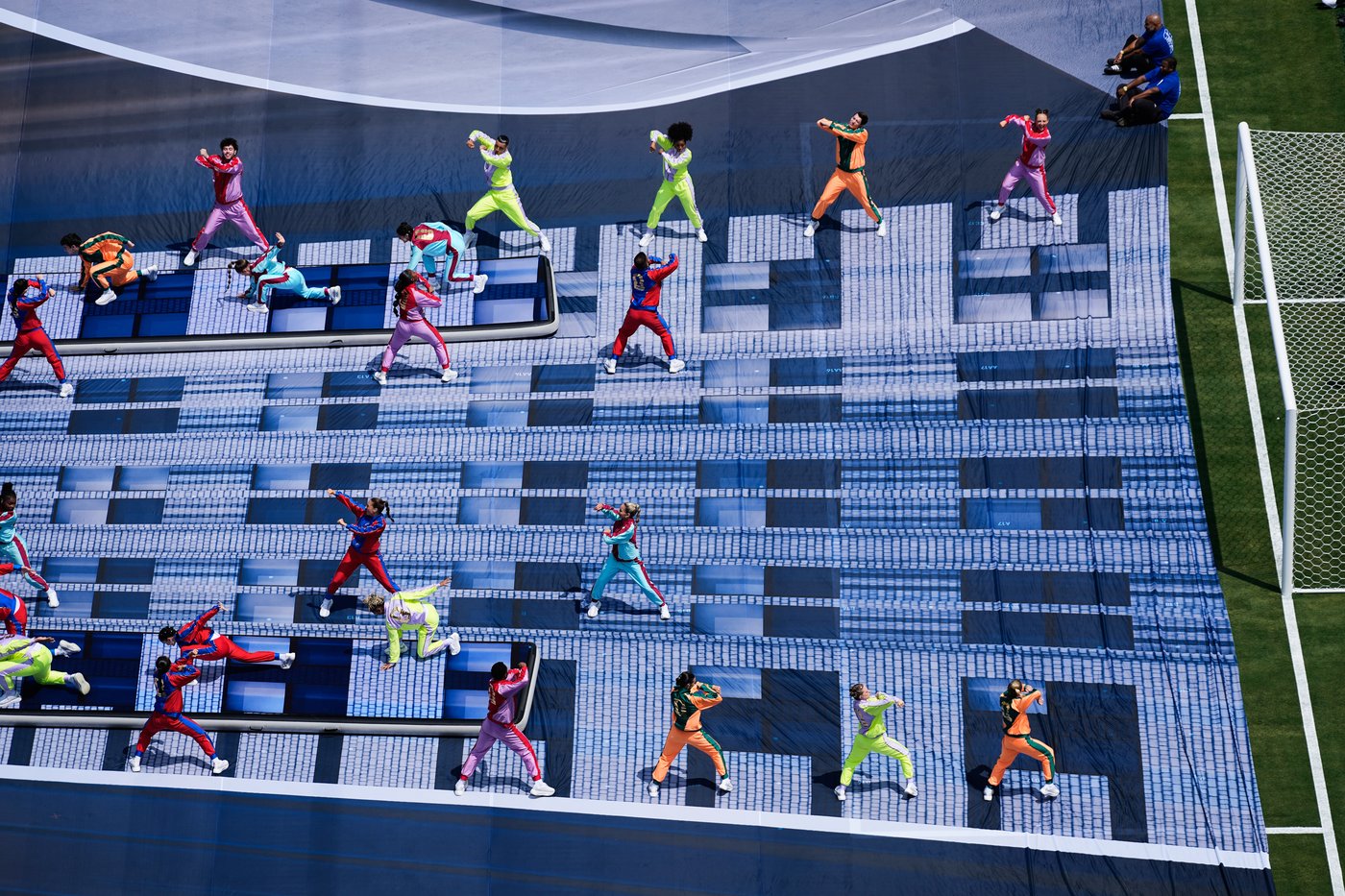 Performers take to the stage at the World Cup final, in photos | iNFOnews.ca