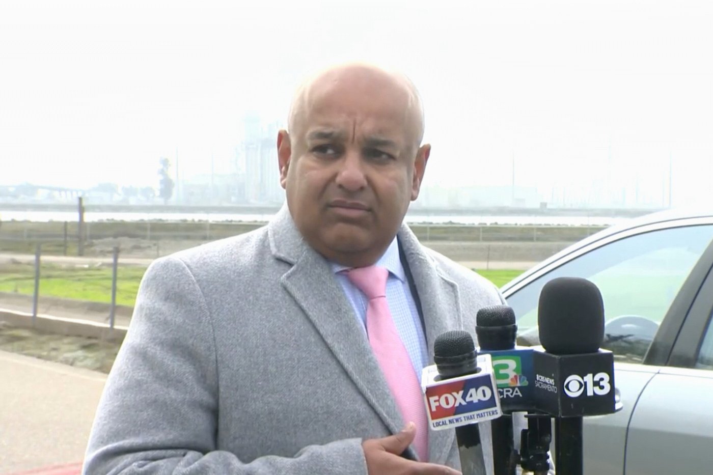 Former California deputy suspected of stabbing his 11-year-old son is killed during police pursuit | iNFOnews.ca