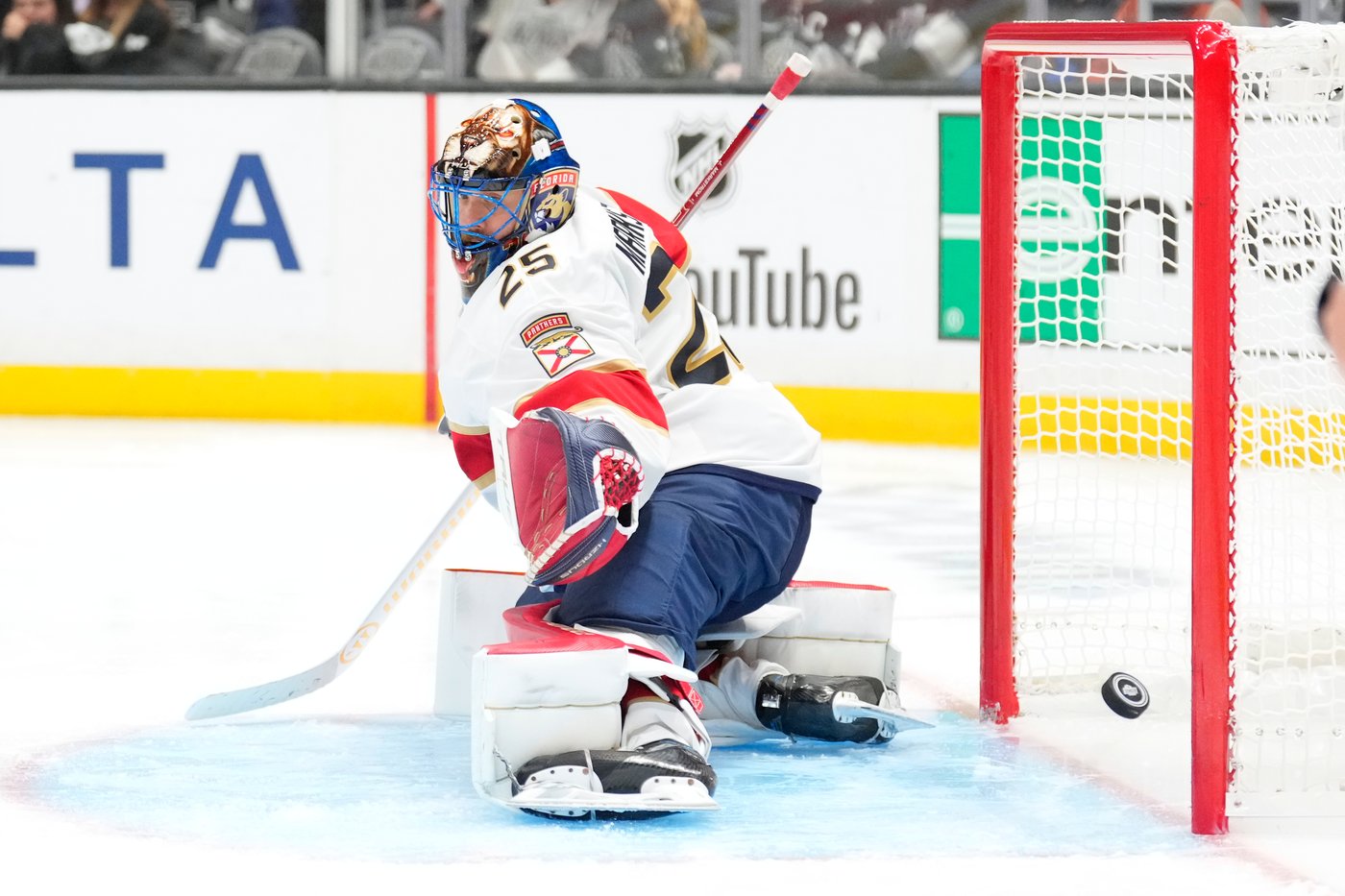 Matthew Tkachuk scores, Brad Marchand injured in Panthers' 2-1 win over Kings | iNFOnews.ca