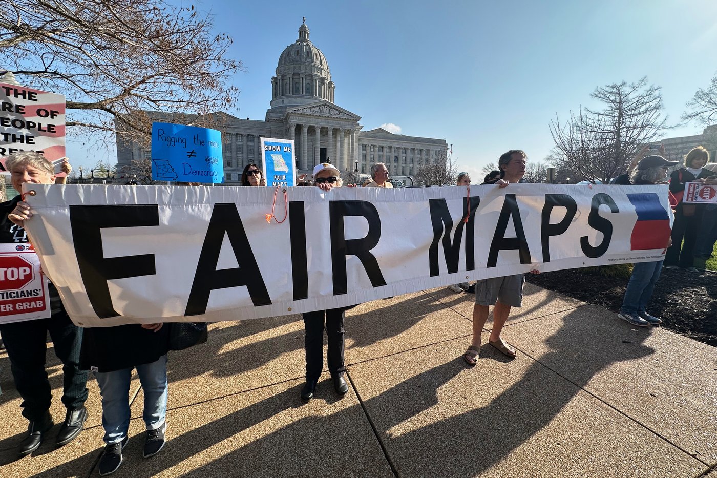 Missouri judge rejects a challenge to new US House districts backed by Trump | iNFOnews.ca