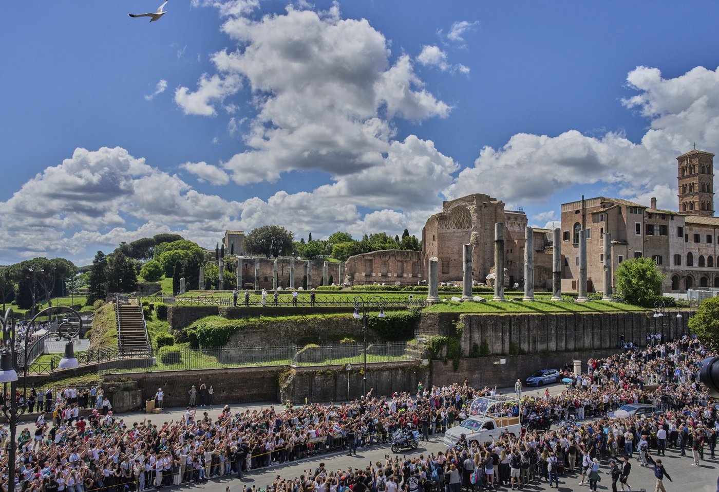 PHOTO COLLECTION: Vatican Pope Funeral Procession | iNFOnews.ca