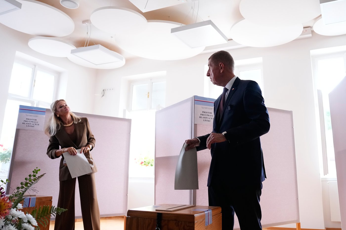 Czechs vote in Senate and local elections in first test for populist PM Babiš | iNFOnews.ca Czechs vote in Senate and local elections in first test for populist PM Babiš | iNFOnews.ca