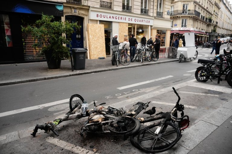 Steelers fan event in Paris canceled following recent civil unrest in capital | iNFOnews.ca