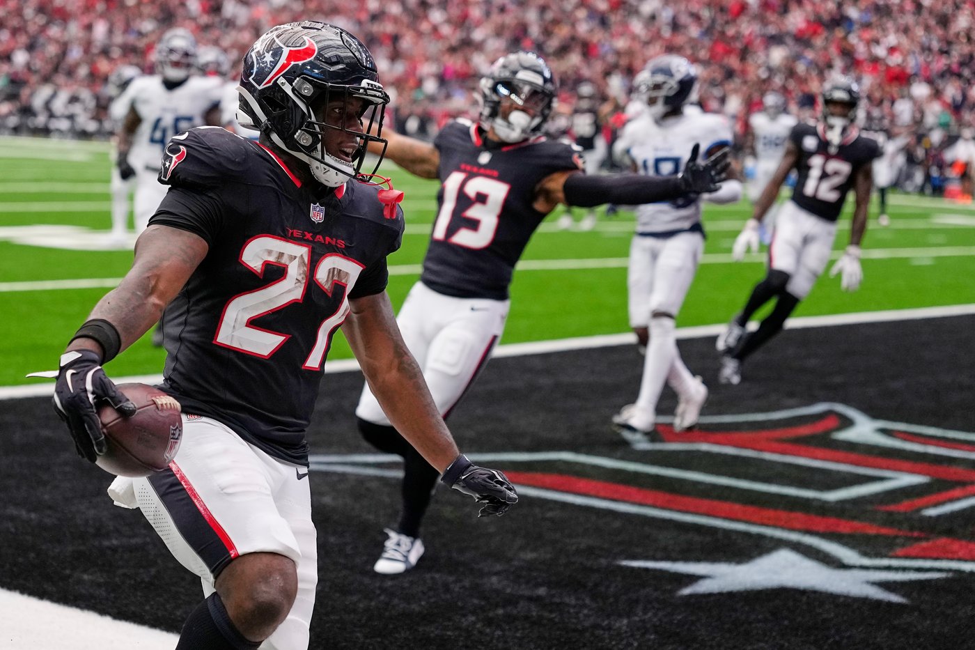 Texans dominate Titans 26-0 for first win of the season | iNFOnews.ca Texans dominate Titans 26-0 for first win of the season | iNFOnews.ca