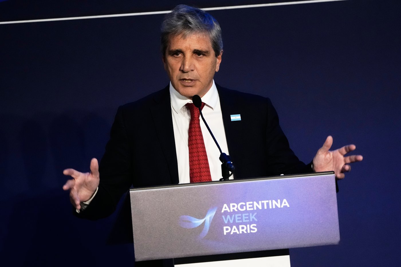 Debt-saddled Argentina pitches 'golden passport' scheme to woo wealthy foreigners | iNFOnews.ca