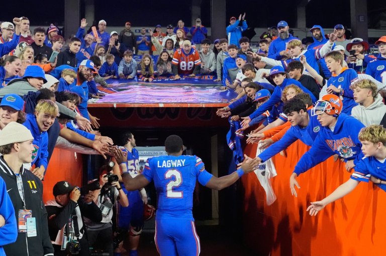 Oft-injured Florida QB DJ Lagway entering transfer portal amid coaching change | iNFOnews.ca