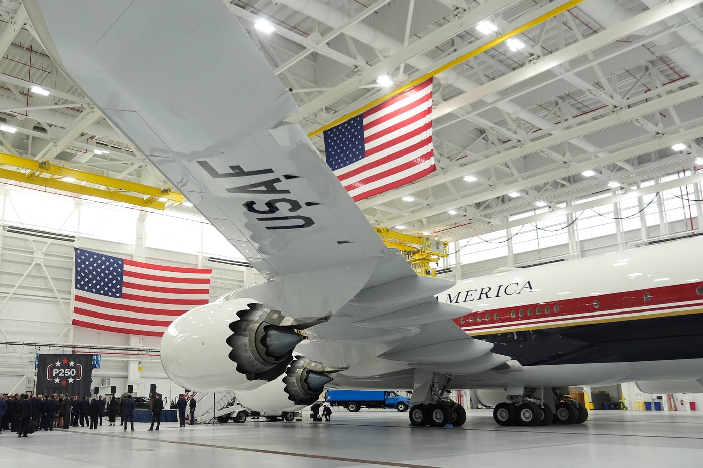 President Donald Trump unveils the new Air Force One, a converted Qatari jet | iNFOnews.ca President Donald Trump unveils the new Air Force One, a converted Qatari jet | iNFOnews.ca