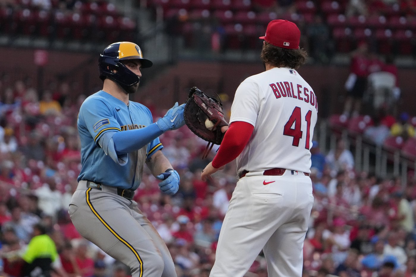 Bauers and Turang homers help the NL Central-leading Brewers beat the Cardinals 8-4 | iNFOnews.ca