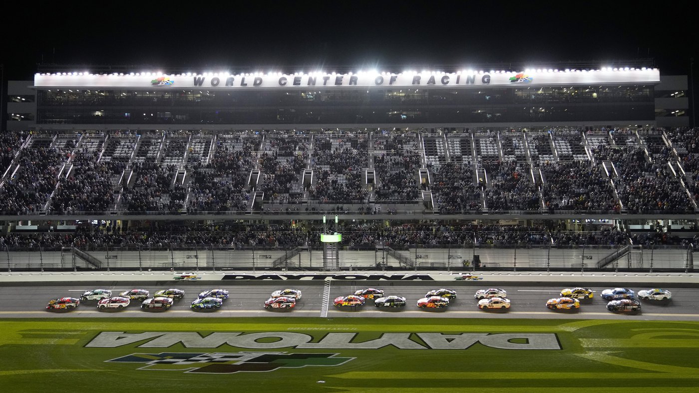 Here's a crash course - a cheat sheet, really - for the 67th running of the Daytona 500 | iNFOnews.ca
