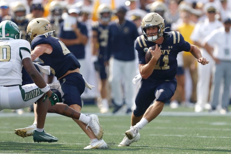 No. 25 South Florida visits Navy in another matchup with major AAC title implications | iNFOnews.ca