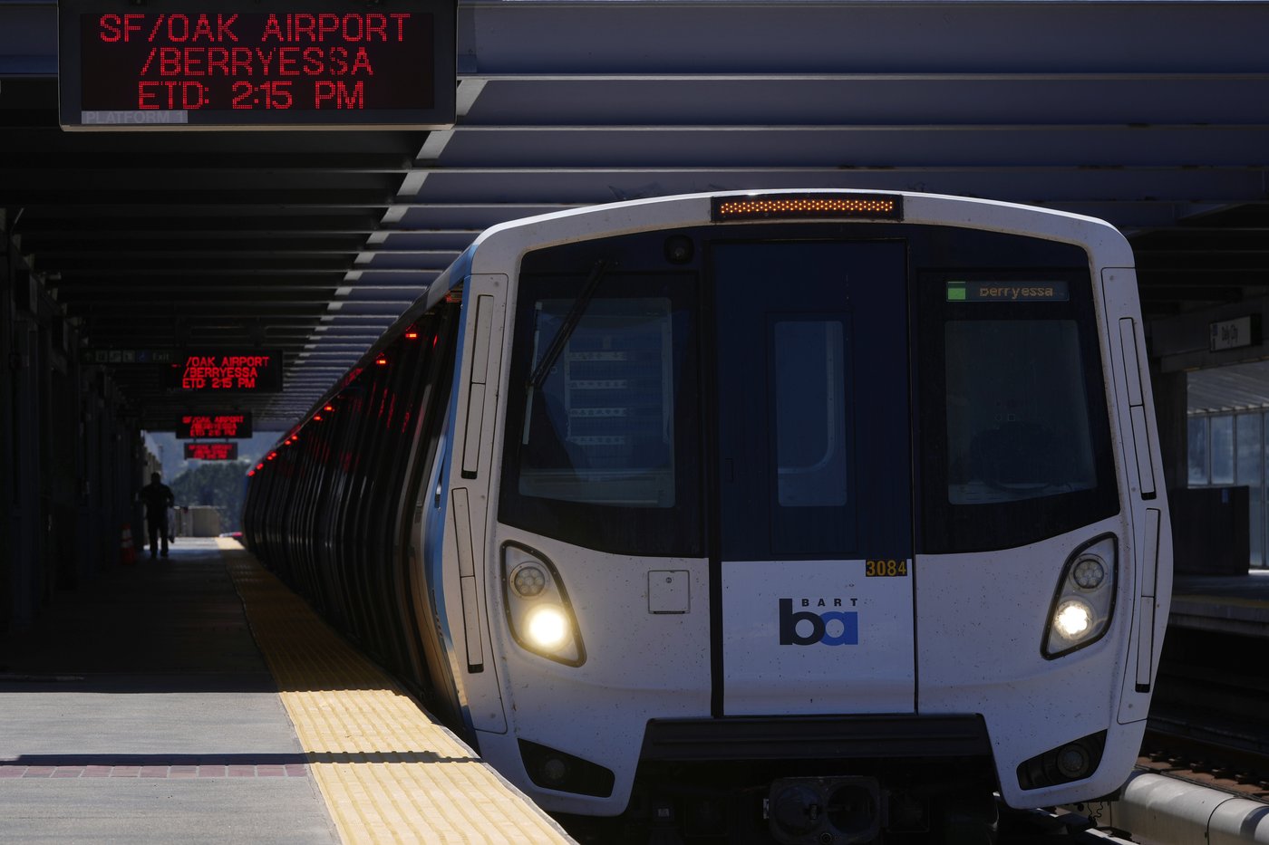 San Francisco region's commuter trains are running again after hours-long stoppage | iNFOnews.ca San Francisco region's commuter trains are running again after hours-long stoppage | iNFOnews.ca