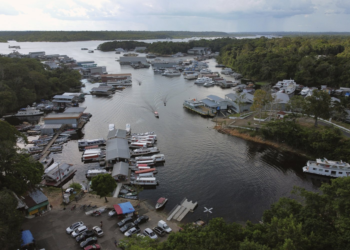 Dramatic images show drought's toll on Amazon and its rivers | iNFOnews.ca Dramatic images show drought's toll on Amazon and its rivers | iNFOnews.ca