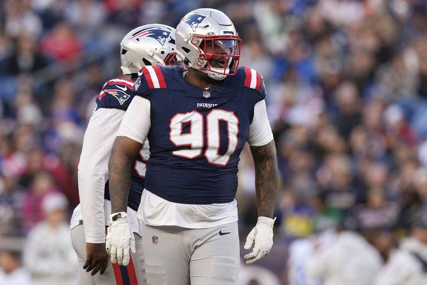 Patriots DT Christian Barmore makes season debut against LA Rams after recovering from blood clots | iNFOnews.ca